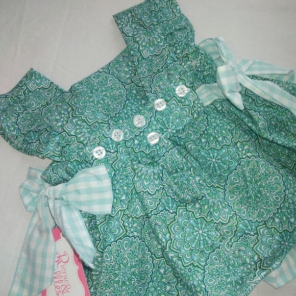 Green Patterned Baby Dress with Bloomers - Picture 3 of 6